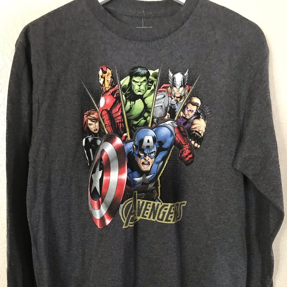 Marvel Avengers Graphic Shirt NWOT